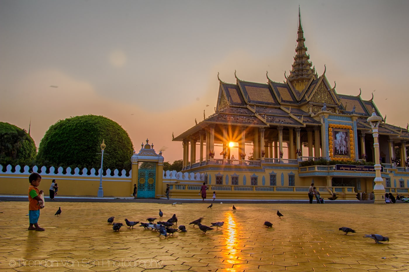 Source: Phnom Penh Royal Palace | Brendan’s Adventures